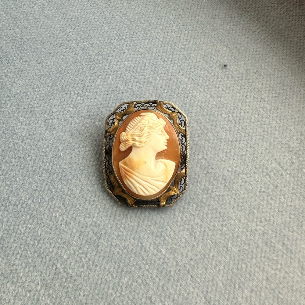 antique cameo brooch